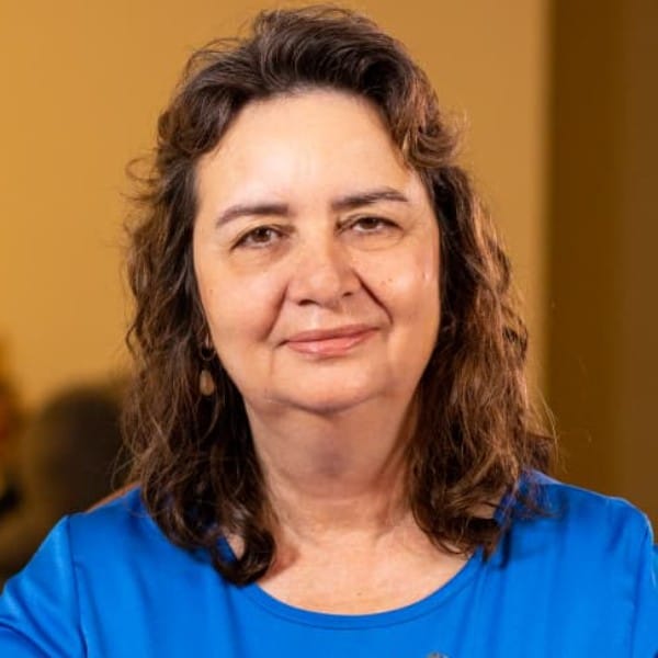 LÚCIA HELENA GALVÃO