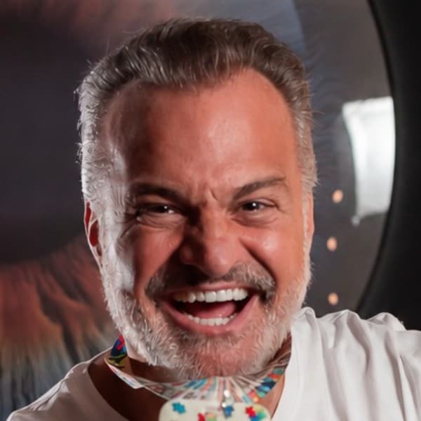 MÁRIO AGUILAR